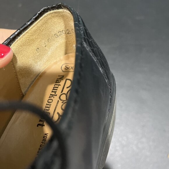 SOLIDUS HEDDA Comfort Tie Shoe Sz 8 Women’s Black Sneaker Croc Embossed Walking - Picture 8 of 8